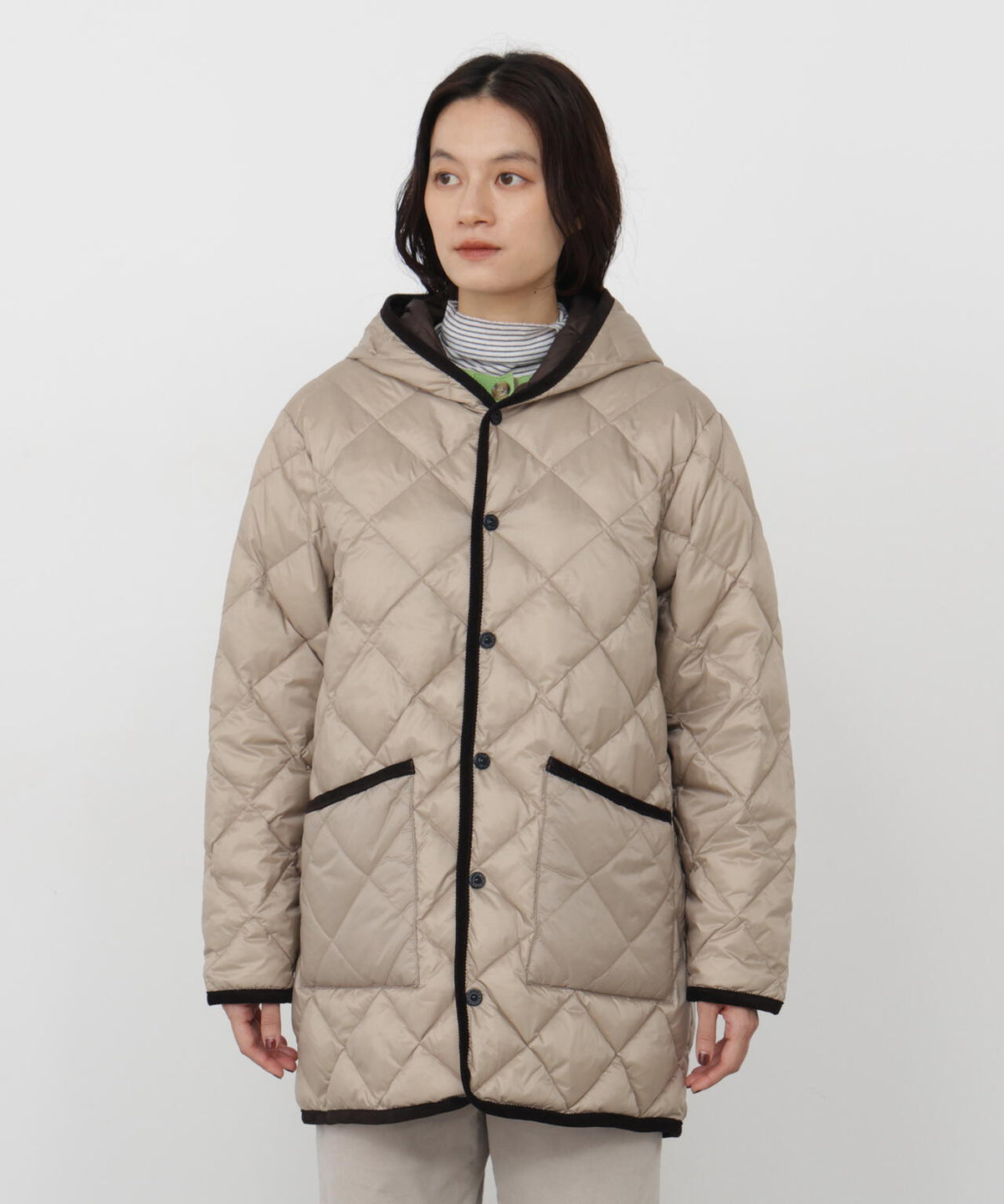 165cm/B:77cm/W:57cm/H:79cm 着用サイズ：M