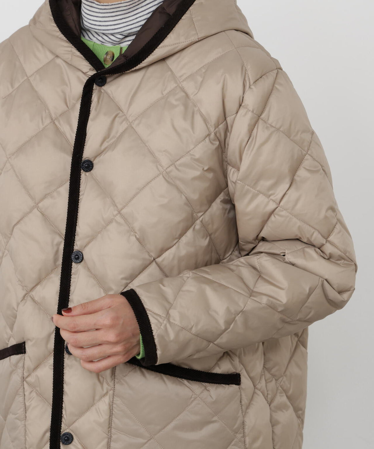 165cm/B:77cm/W:57cm/H:79cm 着用サイズ：M