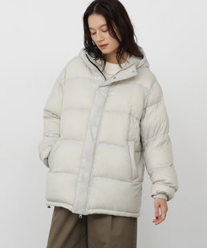 165cm/B:77cm/W:57cm/H:79cm 着用サイズ：M