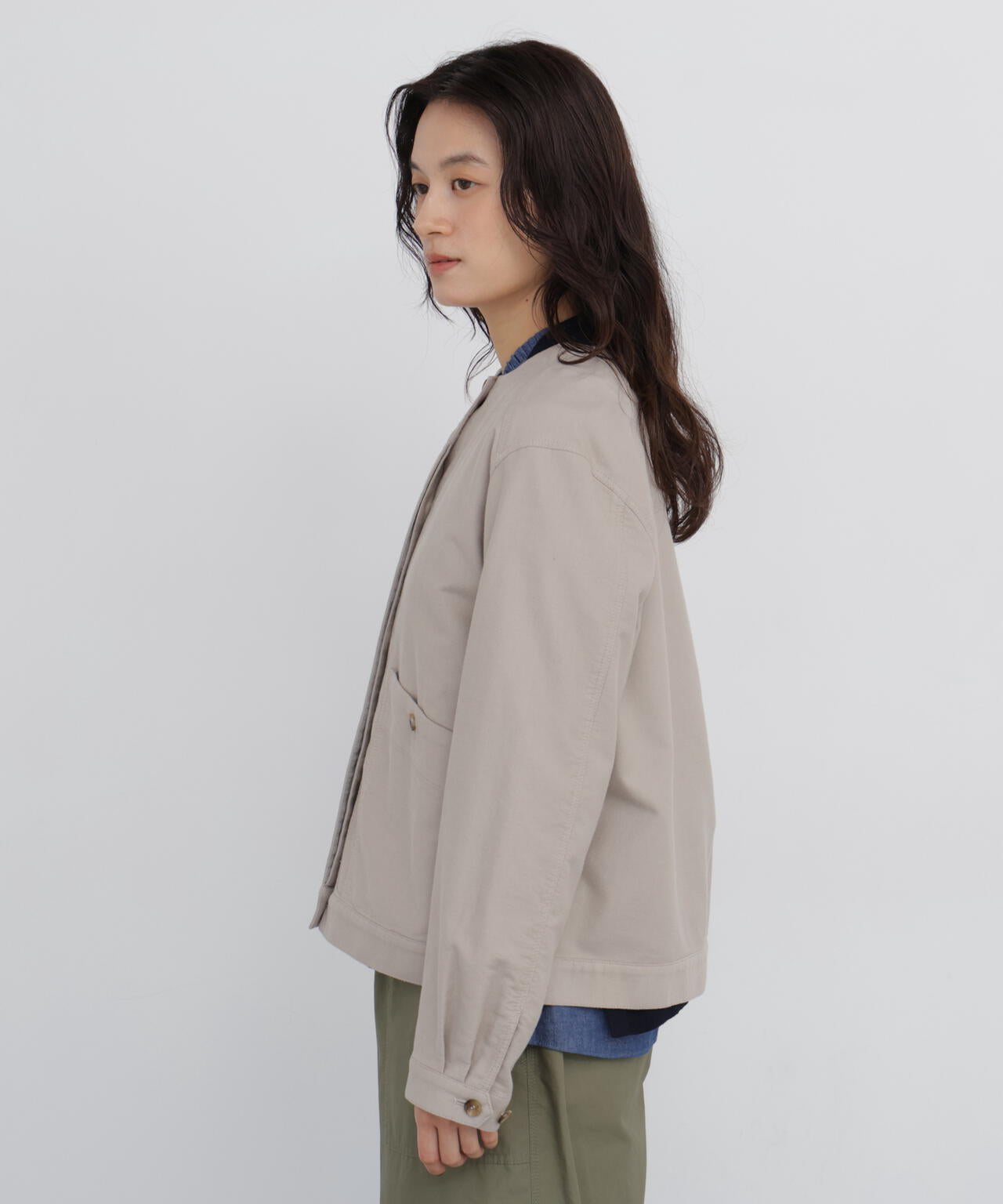 165cm/B:77cm/W:57cm/H:79cm 着用サイズ：M