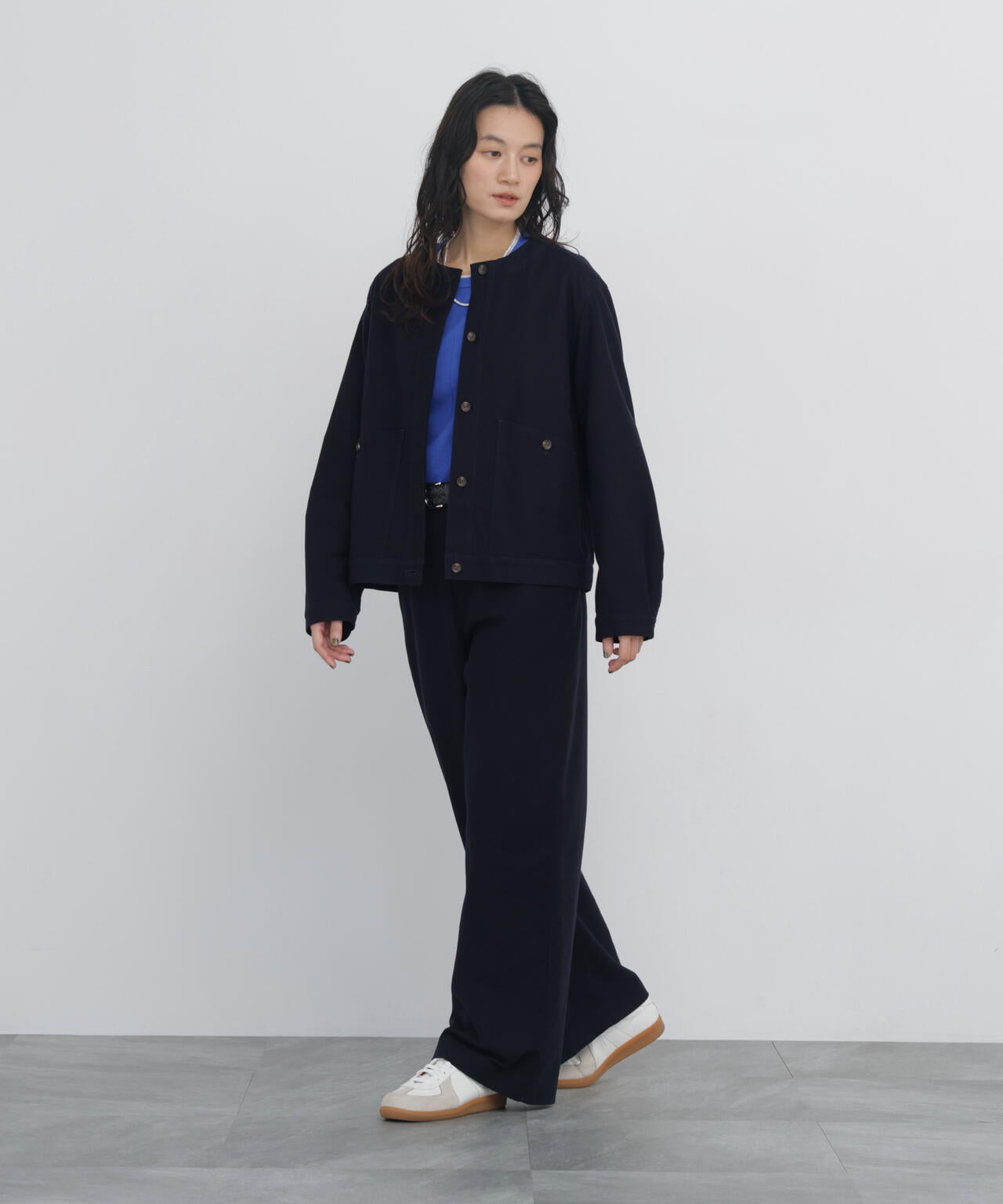 165cm/B:77cm/W:57cm/H:79cm 着用サイズ：M