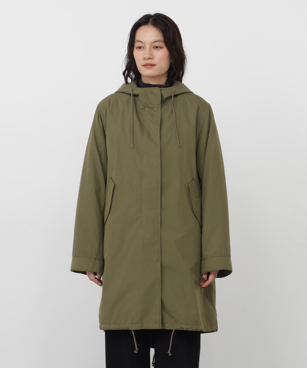 165cm/B:77cm/W:57cm/H:79cm 着用サイズ：M