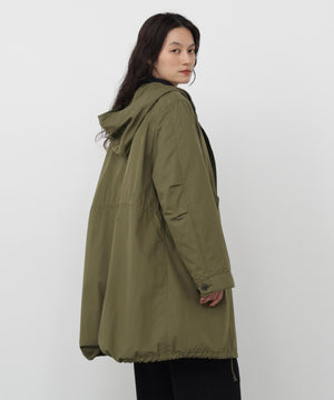 165cm/B:77cm/W:57cm/H:79cm 着用サイズ：M