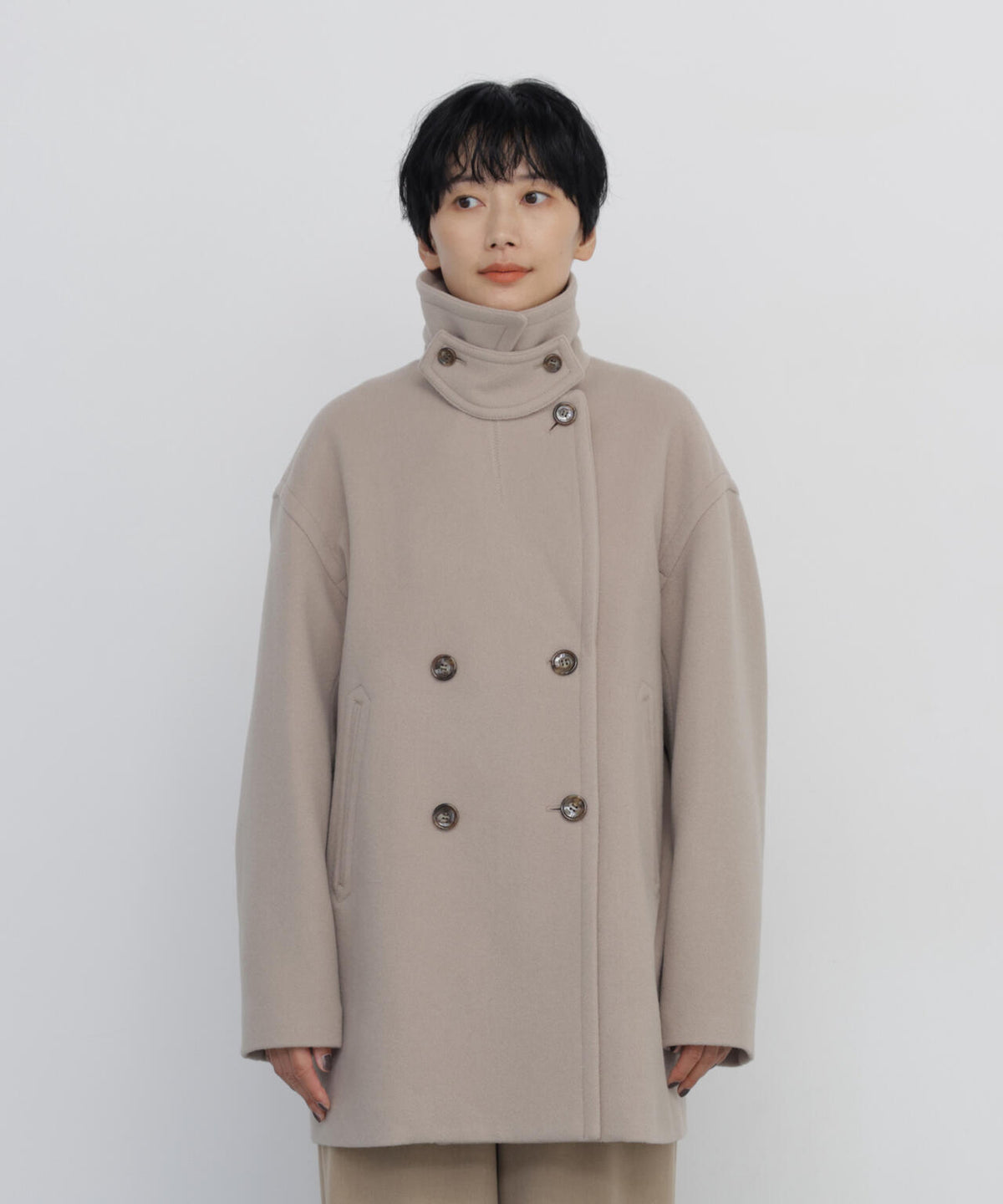166cm　B/78　W/58　H/86 着用サイズ：M