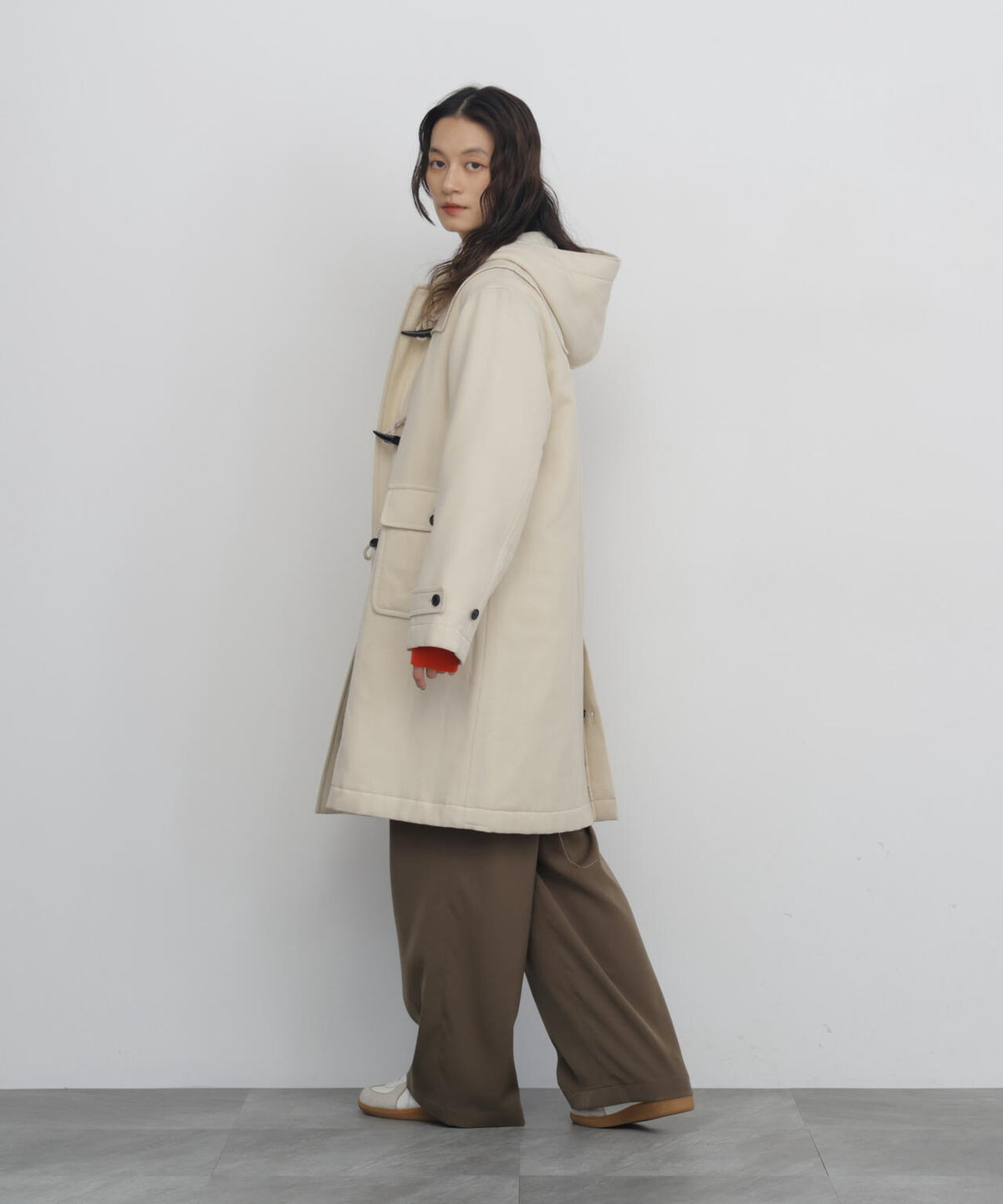 165cm/B:77cm/W:57cm/H:79cm 着用サイズ：M