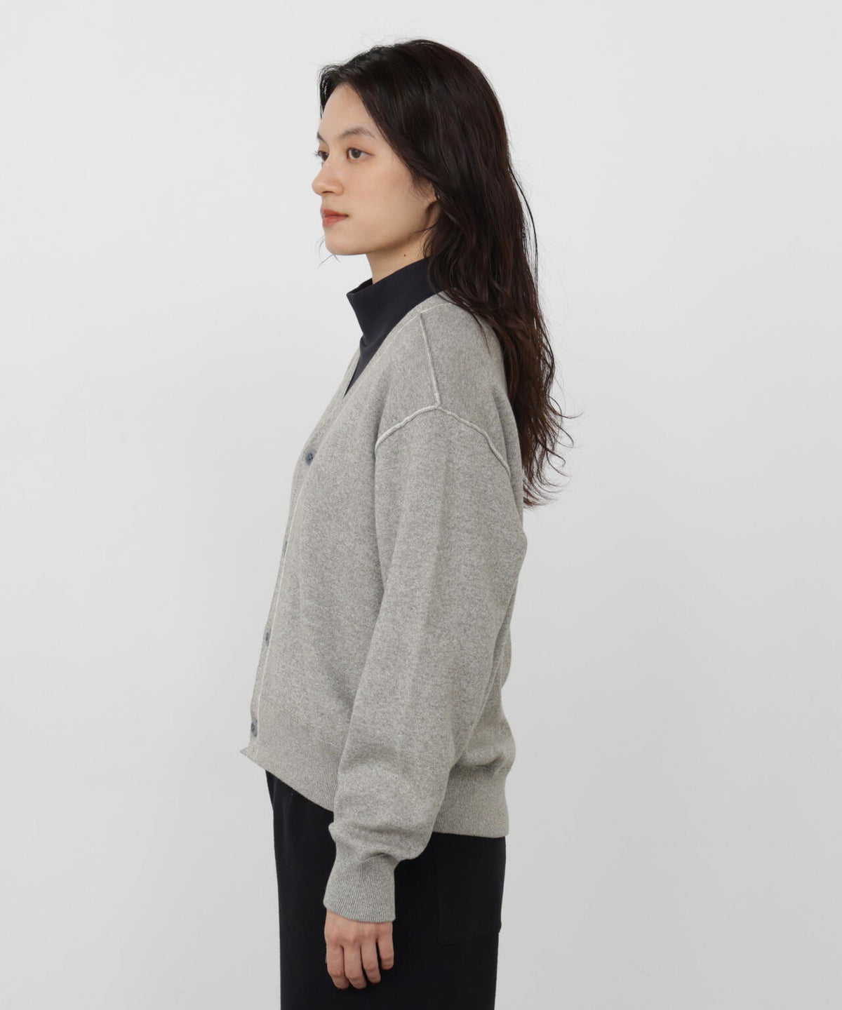 165cm/B:77cm/W:57cm/H:79cm 着用サイズ：M