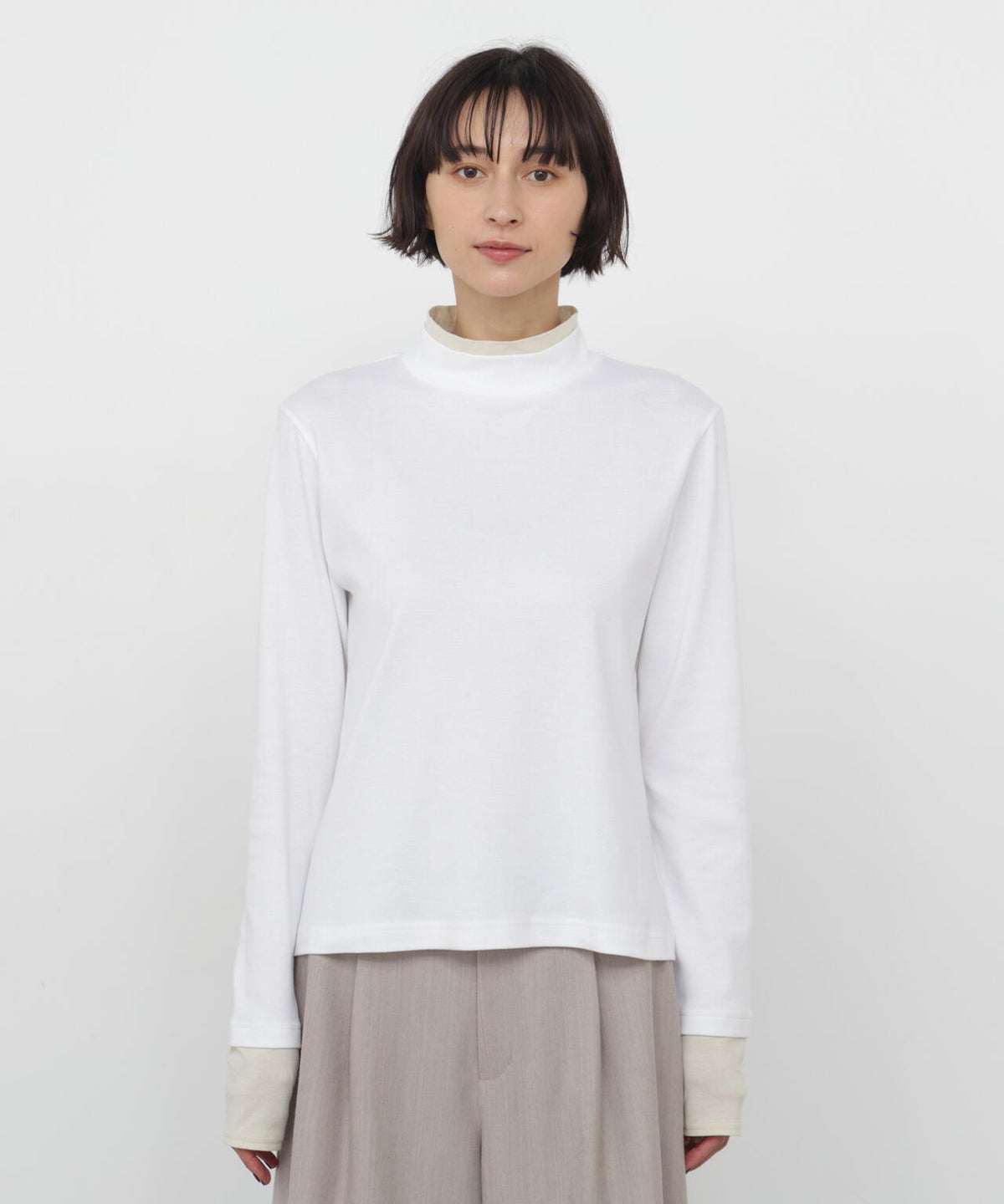 身長168cm　B76 W58 H86 着用サイズ：M