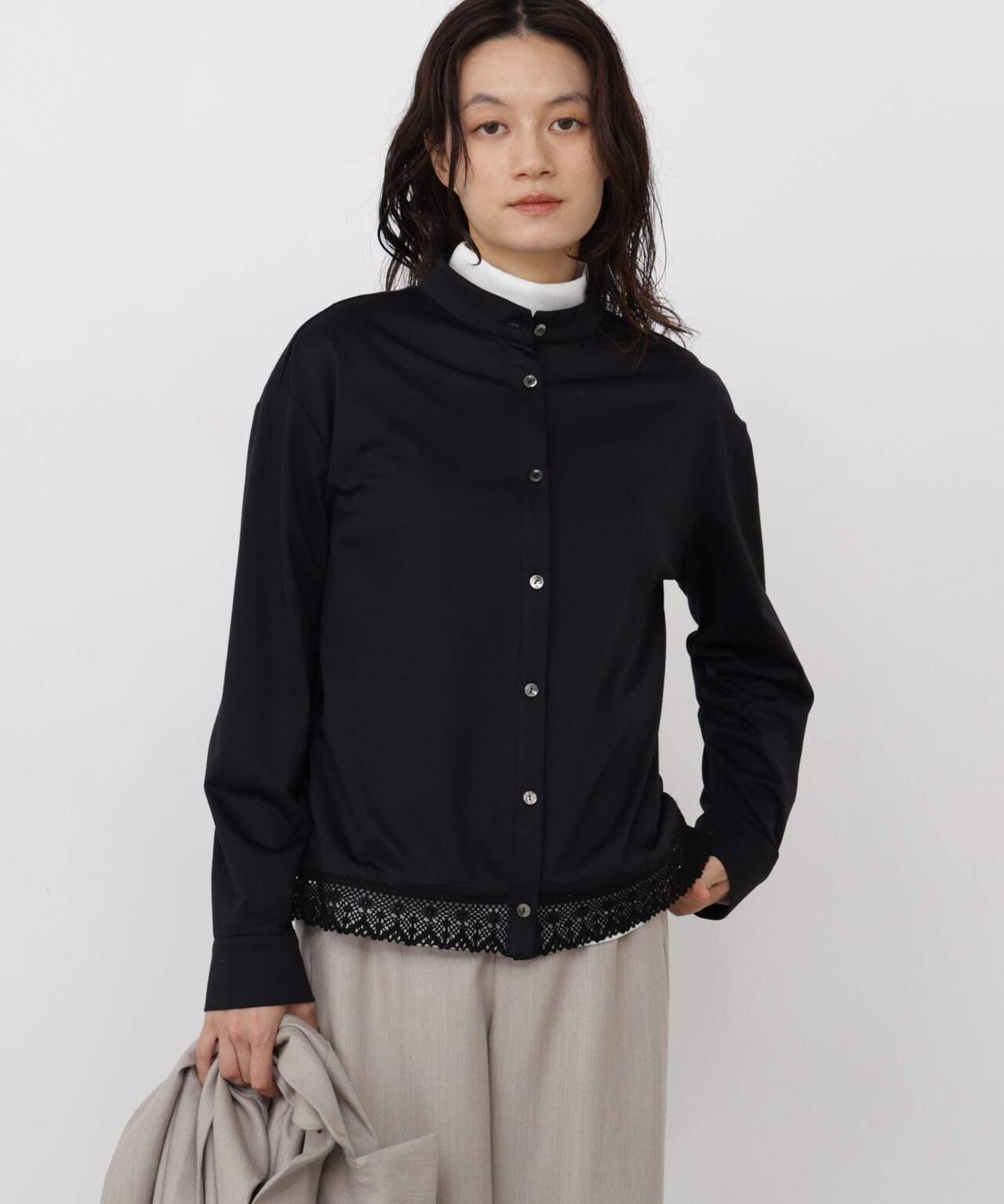165cm/B:77cm/W:57cm/H:79cm 着用サイズ：M