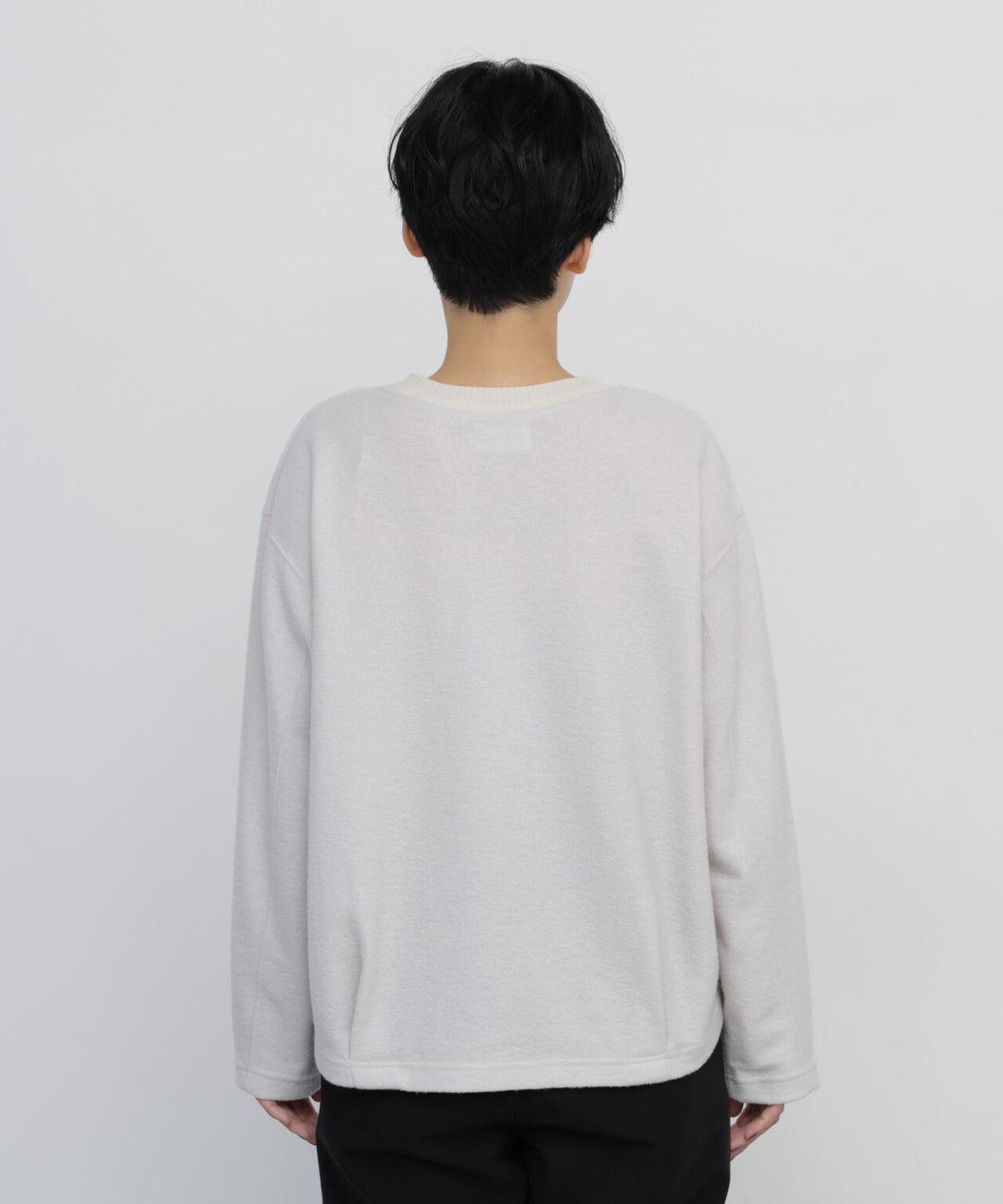 166cm　B/78　W/58　H/86 着用サイズ：M