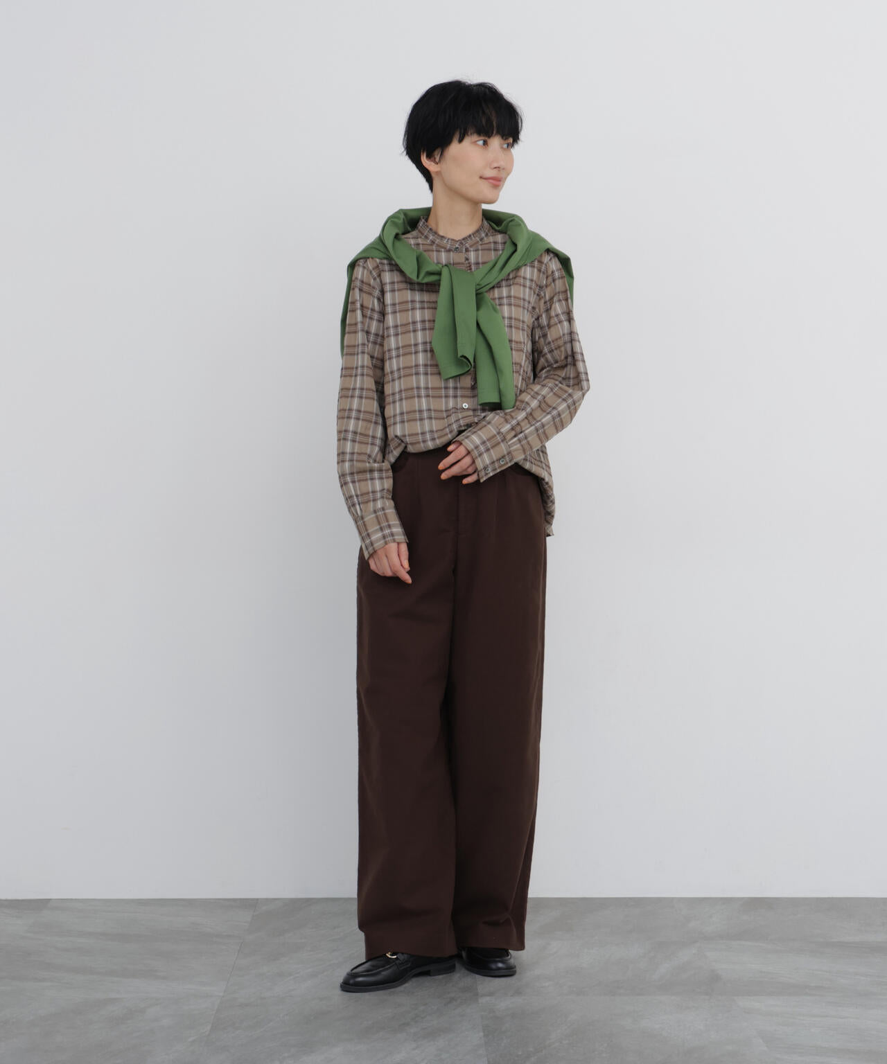 166cm　B/78　W/58　H/86 着用サイズ：M