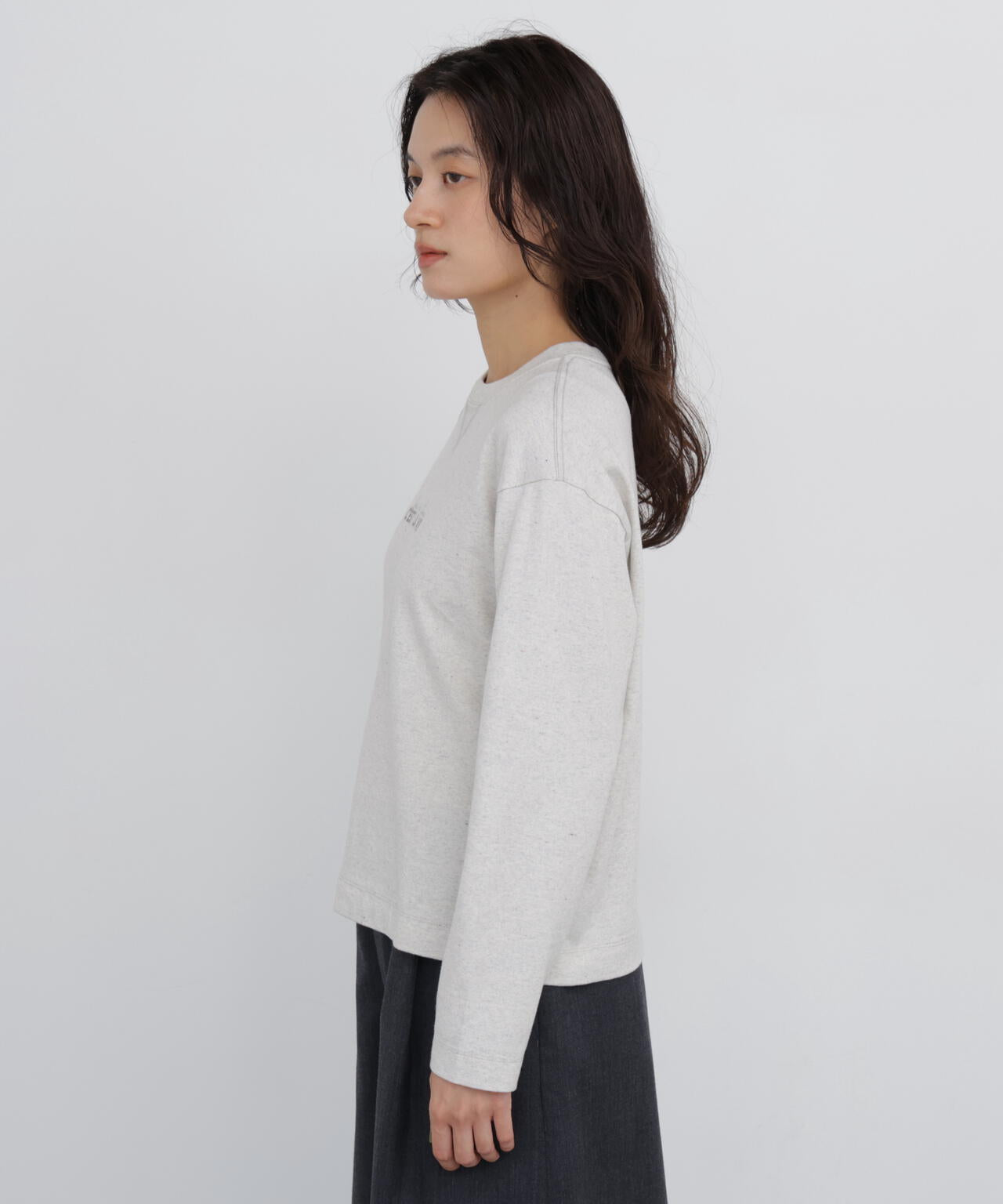 165cm/B:77cm/W:57cm/H:79cm 着用サイズ：M