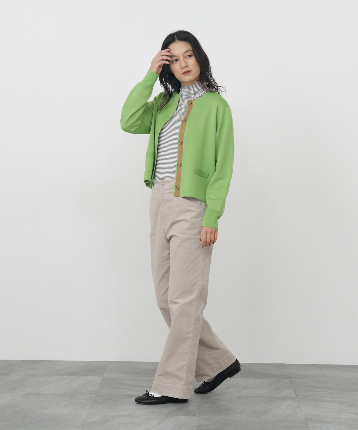 165cm/B:77cm/W:57cm/H:79cm 着用サイズ：M