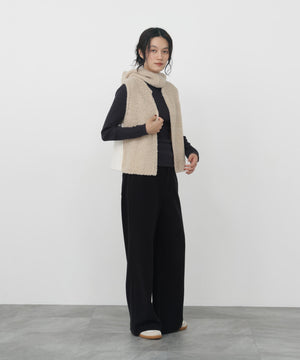 165cm/B:77cm/W:57cm/H:79cm 着用サイズ：M