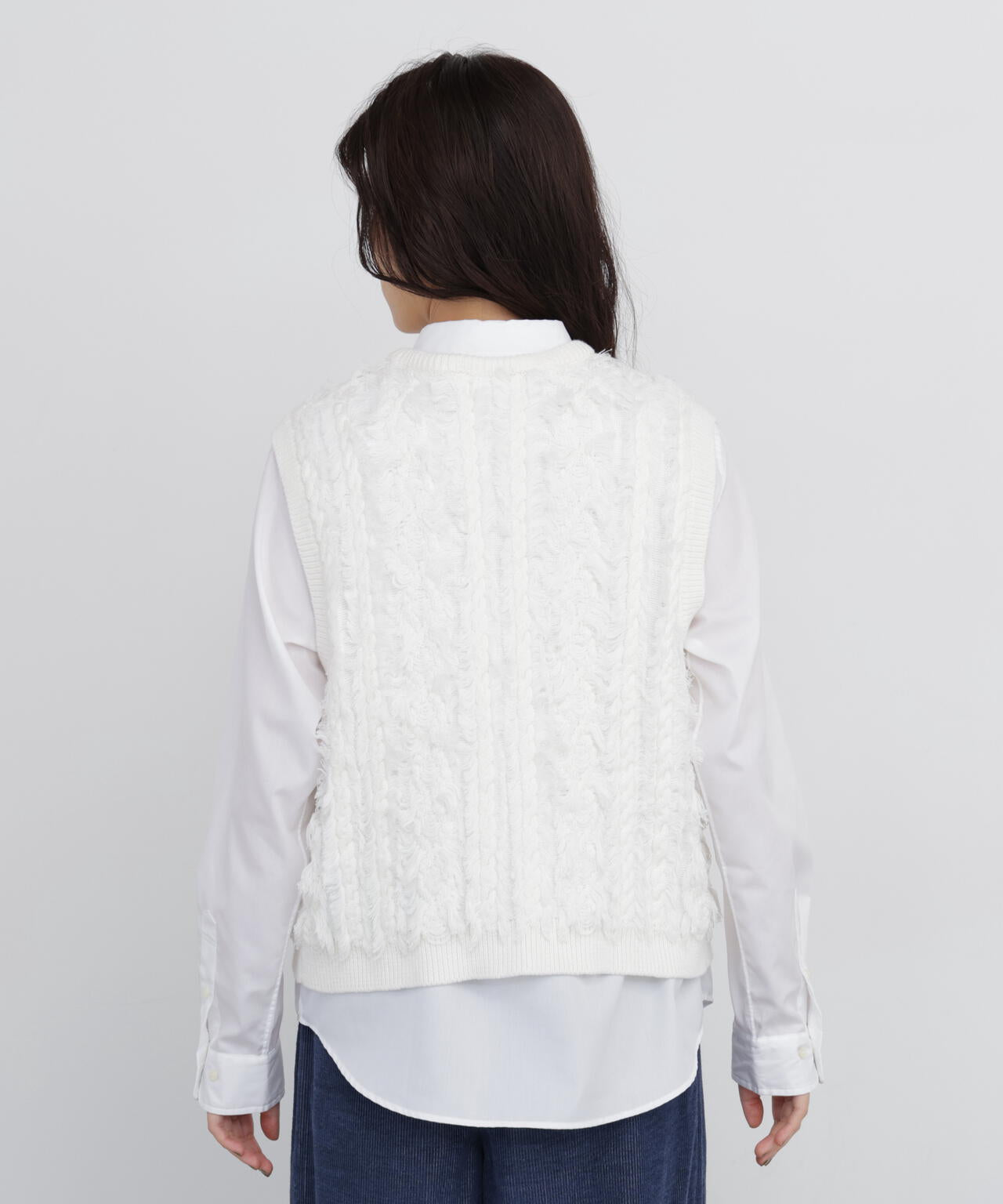 165cm/B:77cm/W:57cm/H:79cm 着用サイズ：M