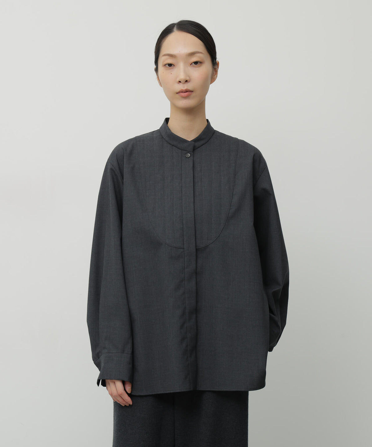 H:174　B:84　W:59 着用サイズ：M