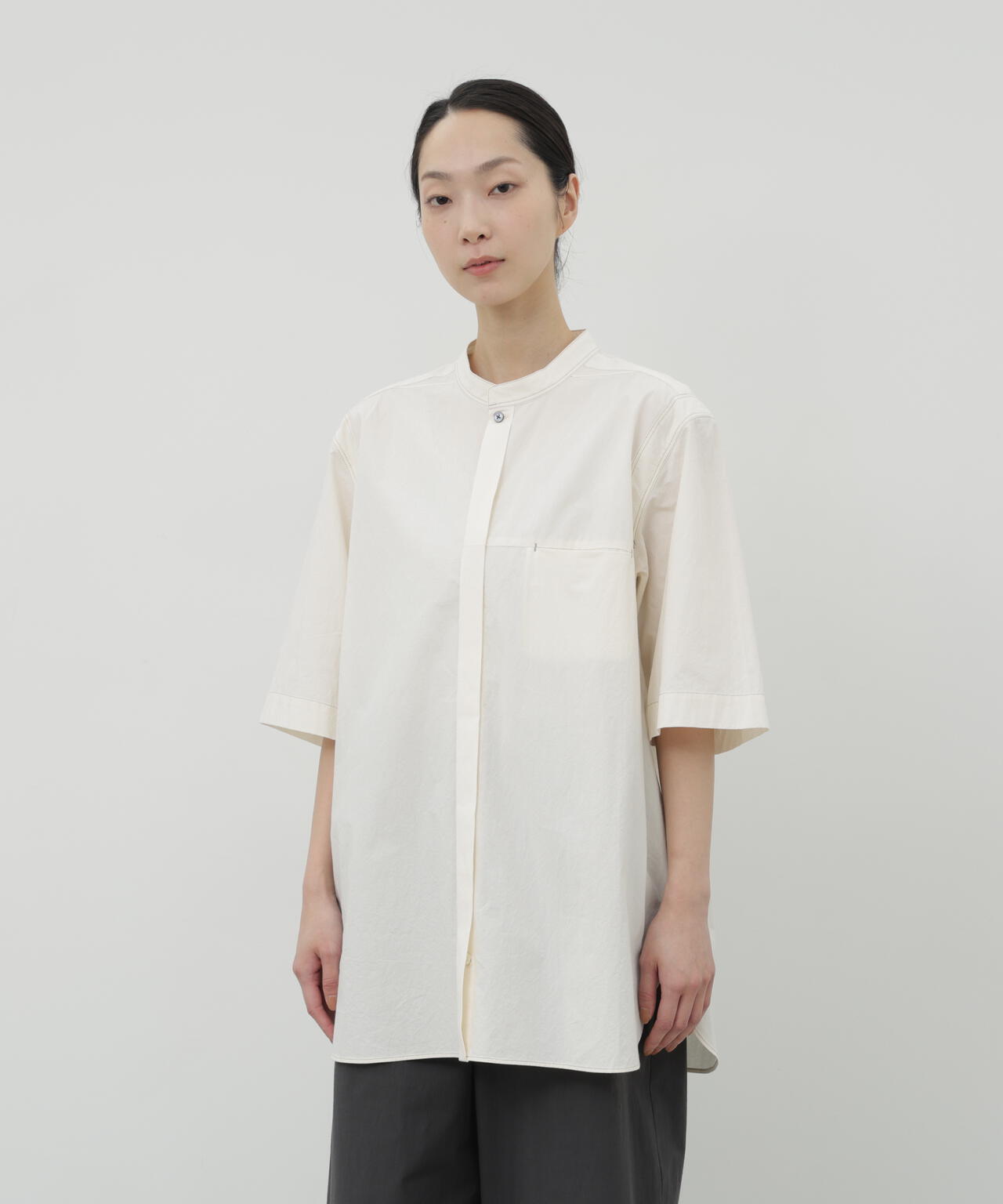 《KASANEZUKI》 コットンワッシャーオーバーサイズ半袖シャツ