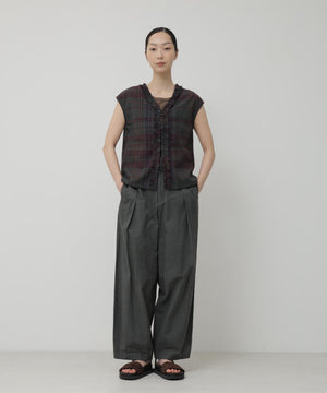 H:174　B:84　W:59 着用サイズ：M