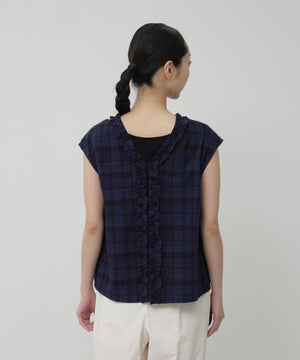 H:174　B:84　W:59 着用サイズ：M