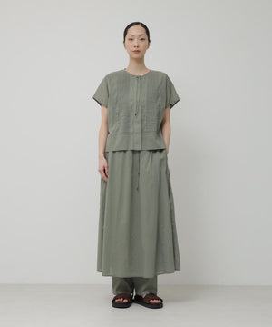 H:174　B:84　W:59 着用サイズ：M