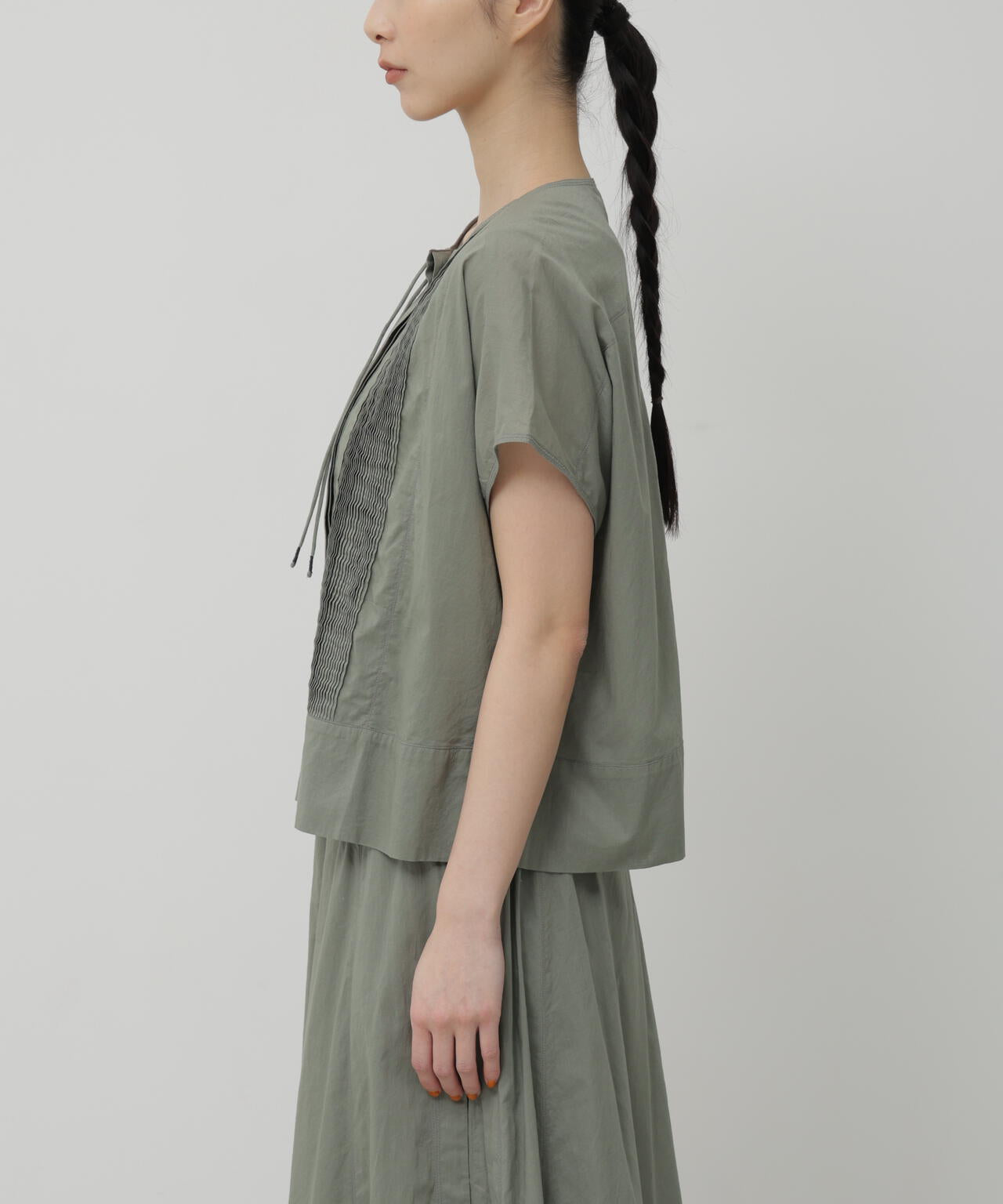 H:174　B:84　W:59 着用サイズ：M