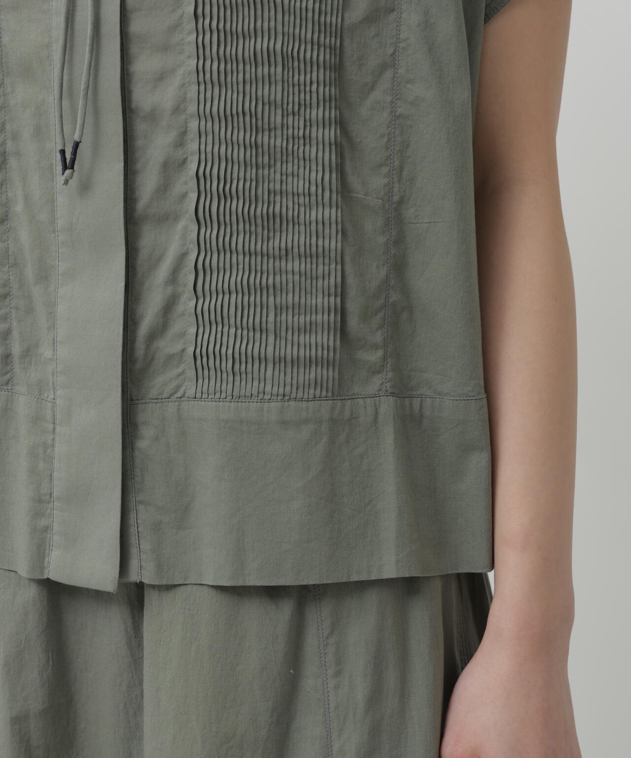 H:174　B:84　W:59 着用サイズ：M