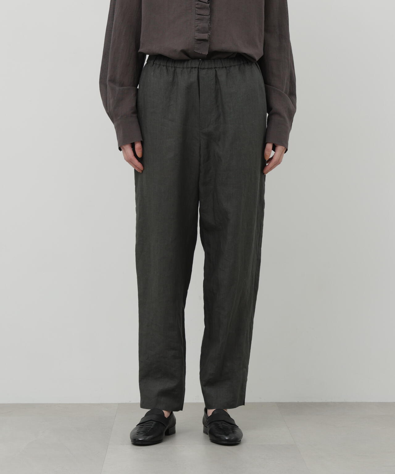 リネンキャンブリックテーパードパンツ