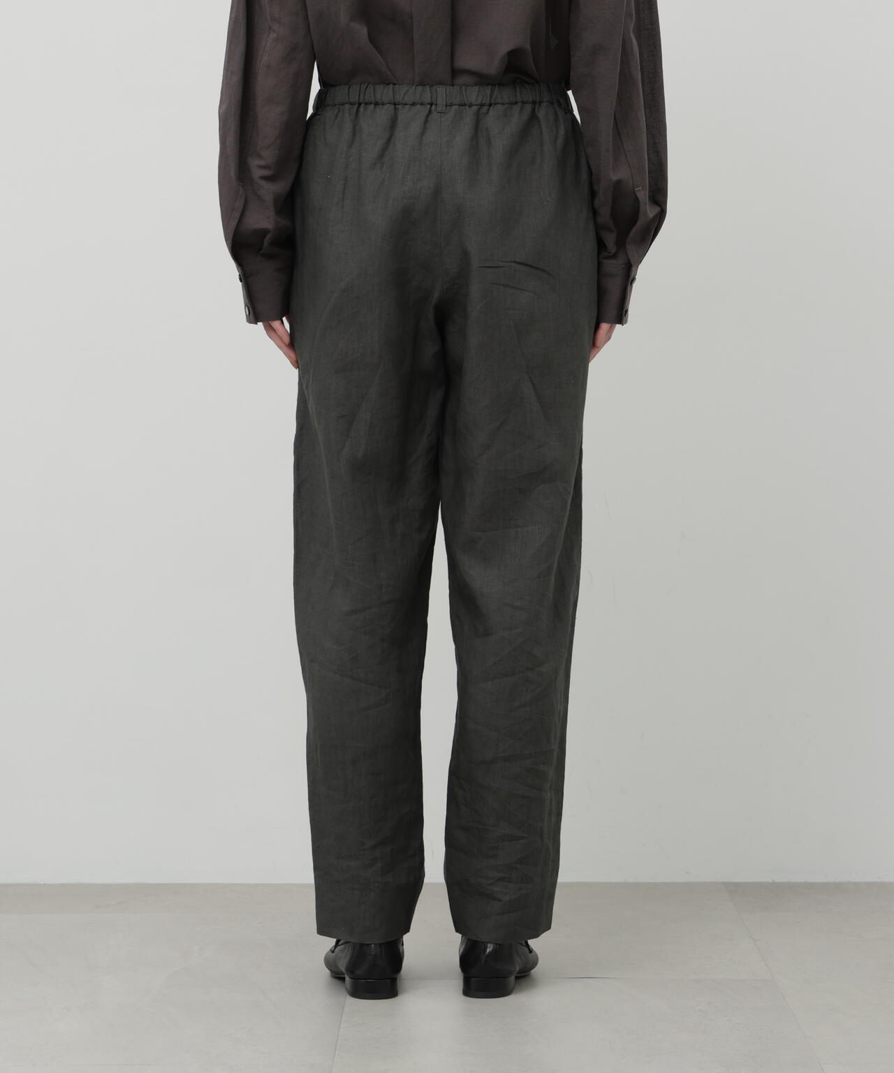 リネンキャンブリックテーパードパンツ