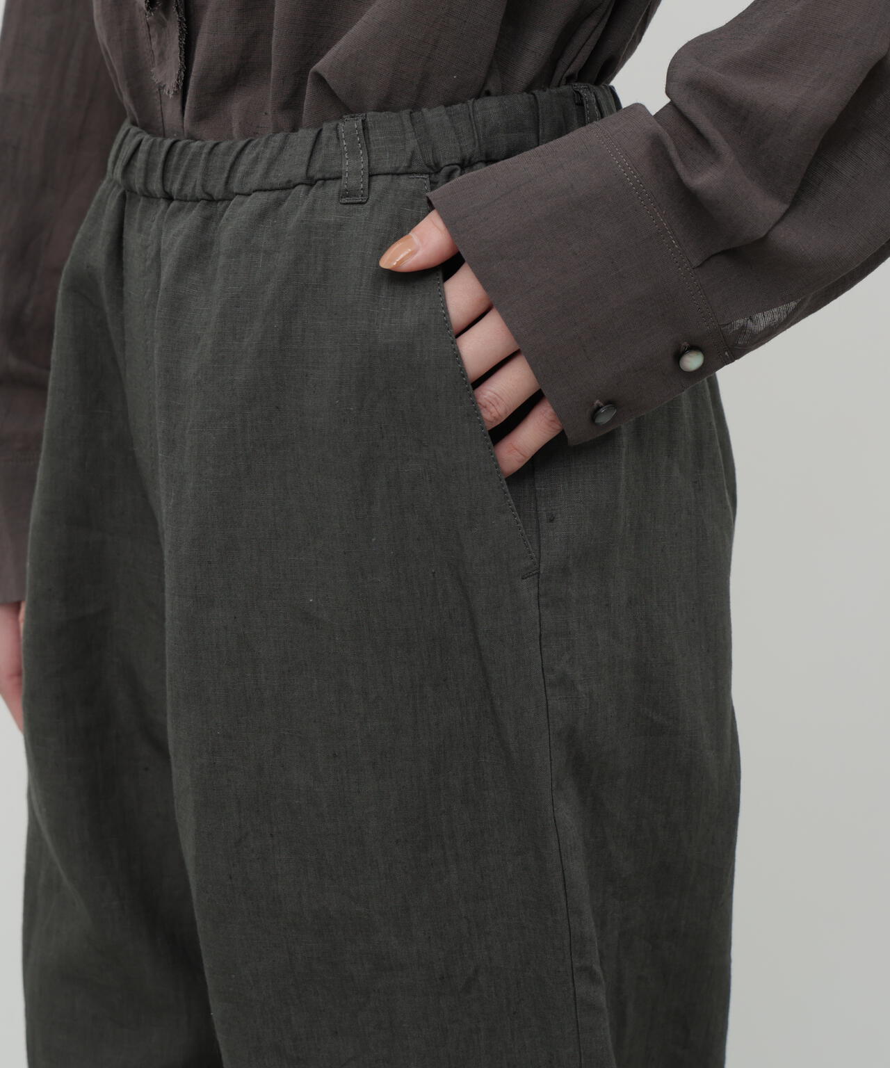 リネンキャンブリックテーパードパンツ