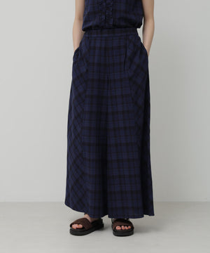 H:174　B:84　W:59 着用サイズ：M