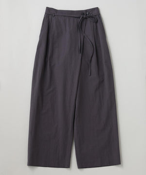 H:174　B:84　W:59 着用サイズ：M