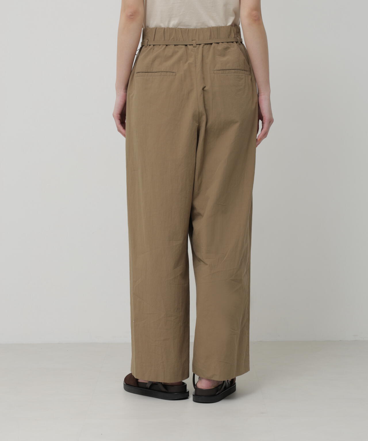 H:174　B:84　W:59 着用サイズ：M