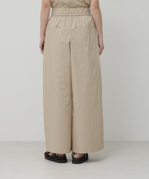 H:174　B:84　W:59 着用サイズ：M