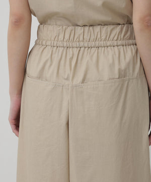 H:174　B:84　W:59 着用サイズ：M