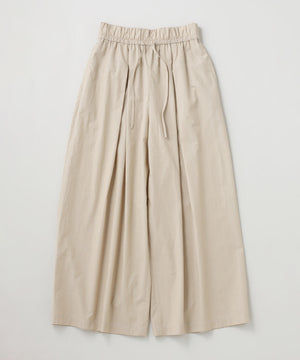 H:174　B:84　W:59 着用サイズ：M