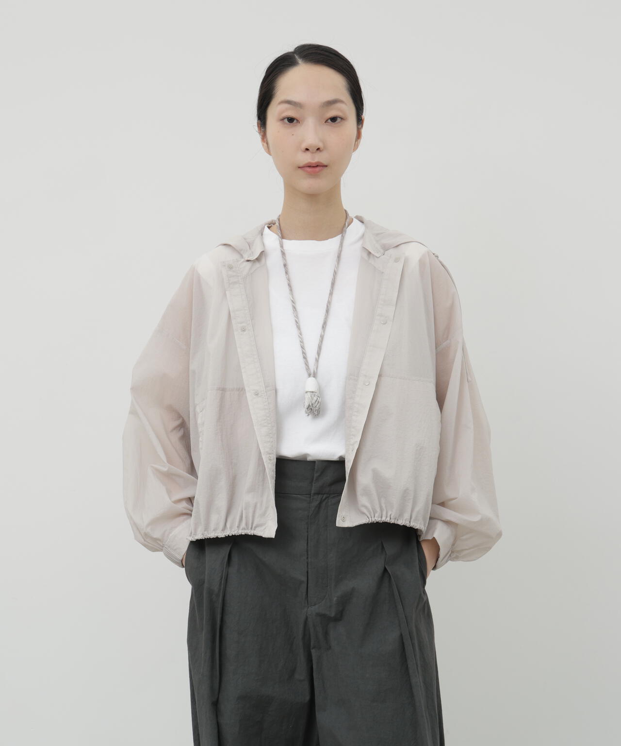 エアーナイロンフーディブルゾン