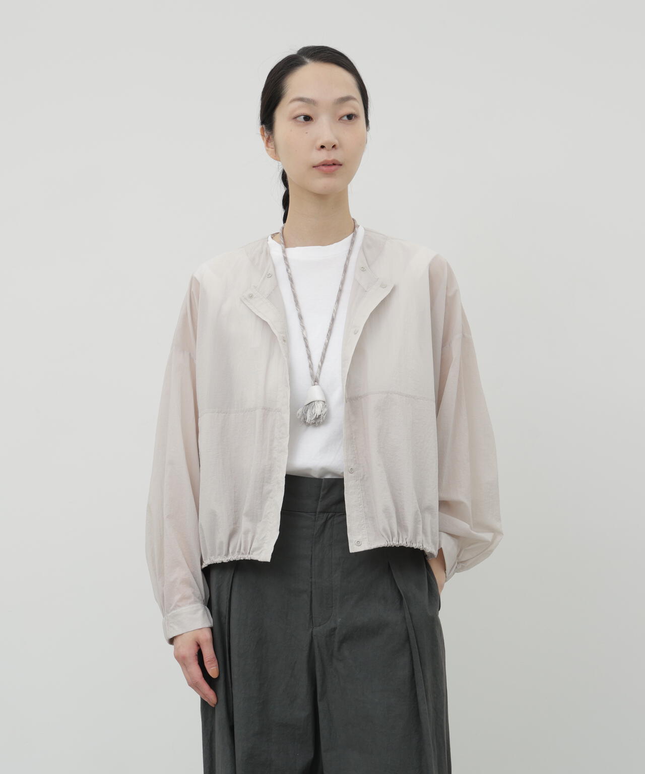 エアーナイロンフーディブルゾン