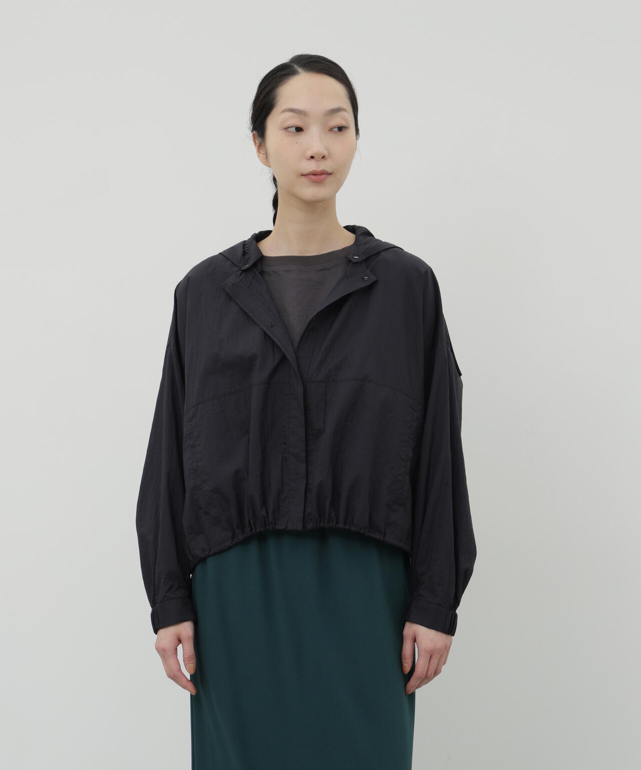 エアーナイロンフーディブルゾン