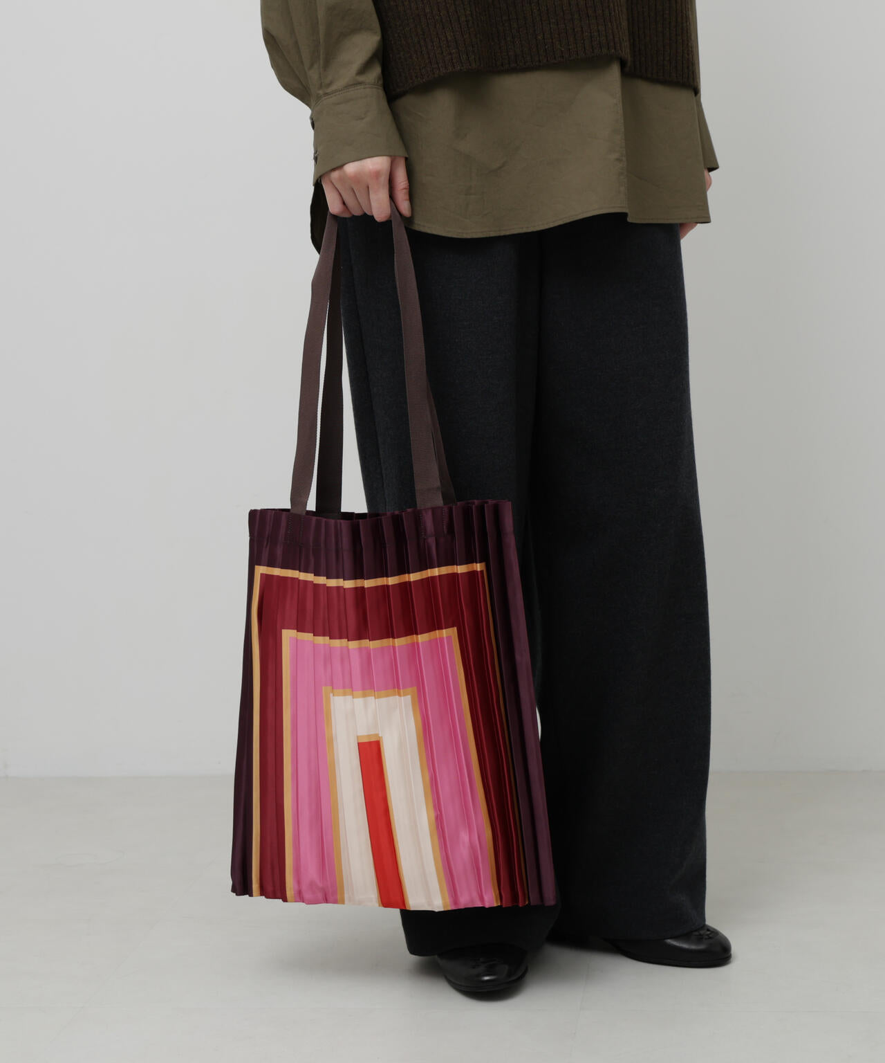 ＭＵＬＴＩＴＵＤＥＳ　トートバッグ