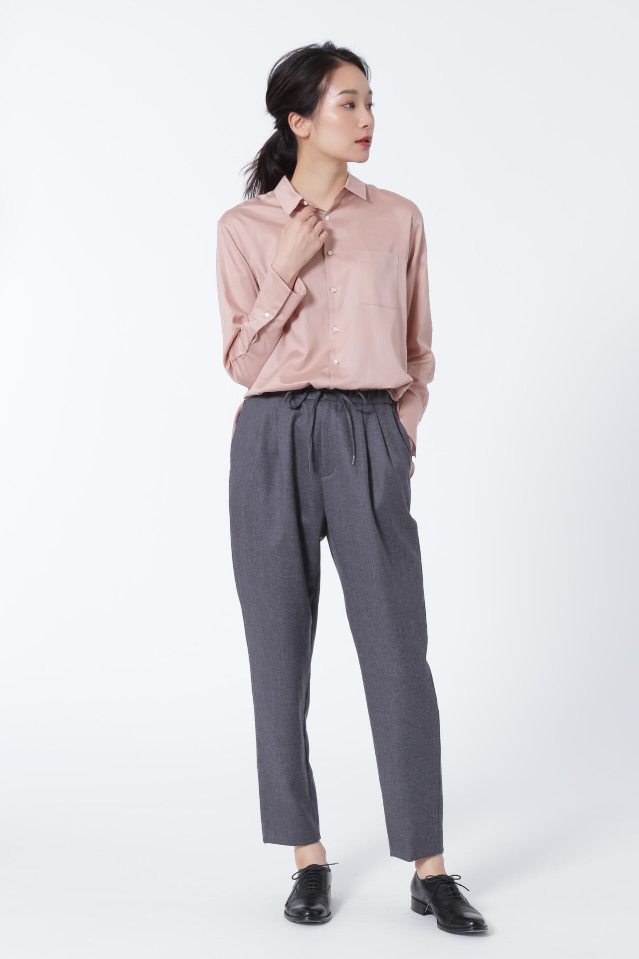 《arrive paris》フラノストレッチドロストパンツ