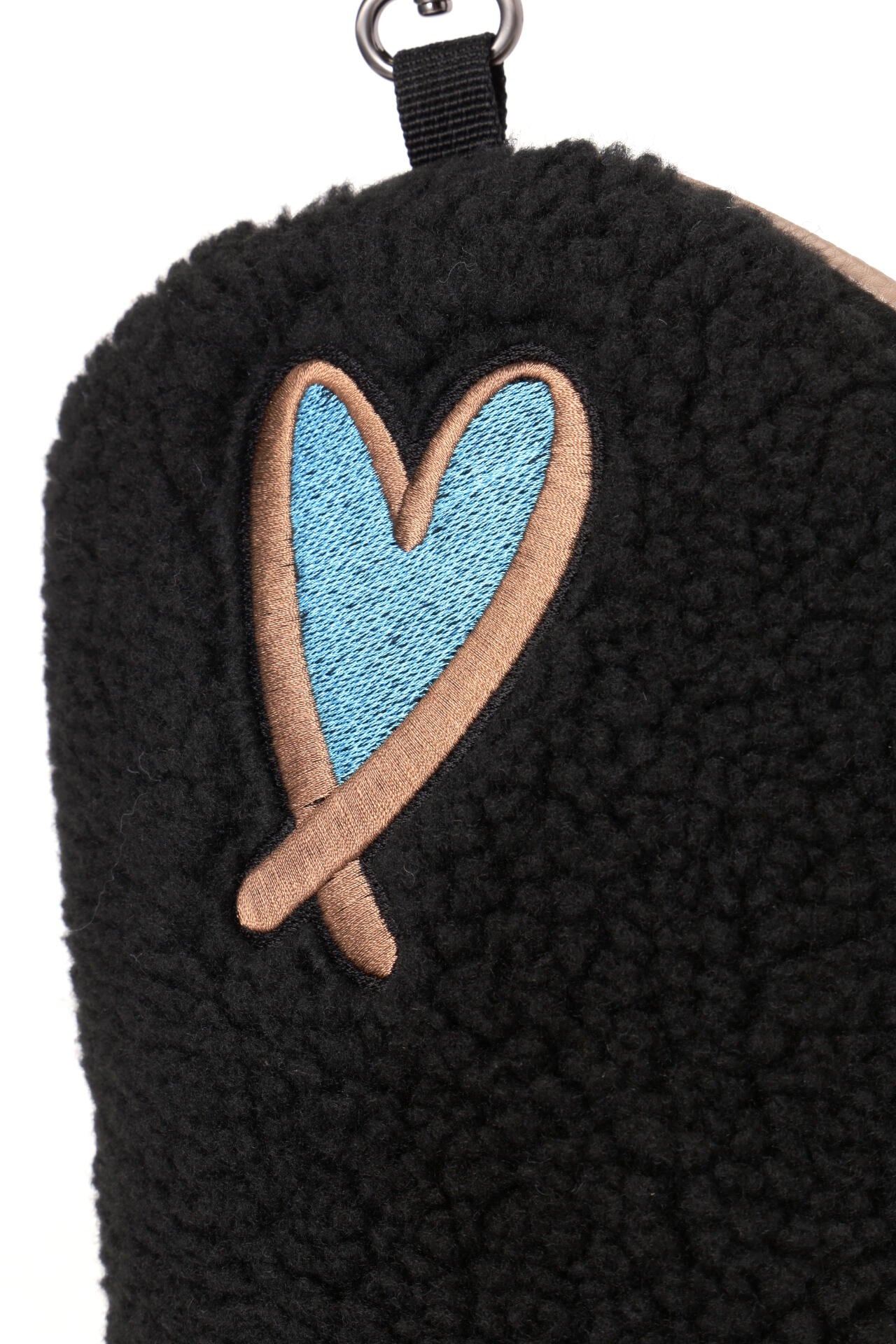 3085ebad-fb32-5afc-baa5-2881a93bed47_Image