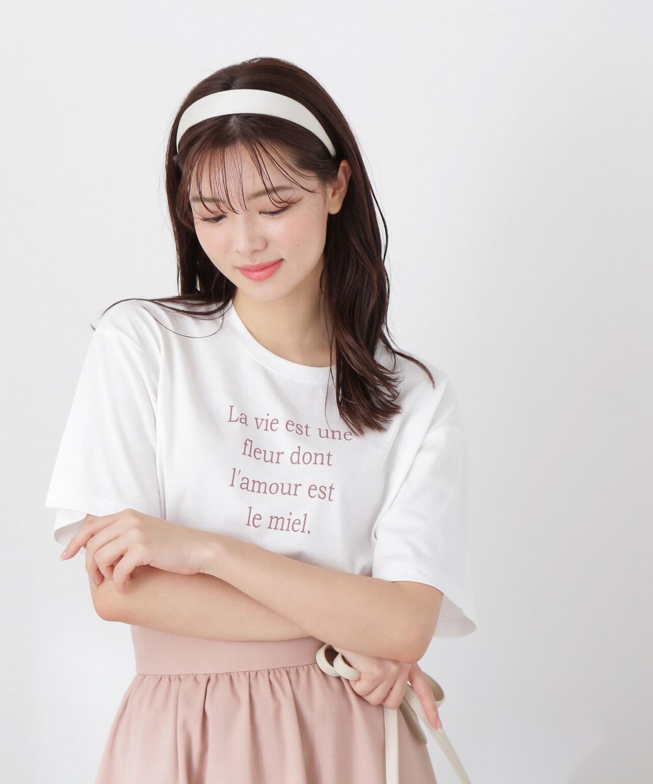 《EDIT COLOGNE》ロゴプリントTシャツ