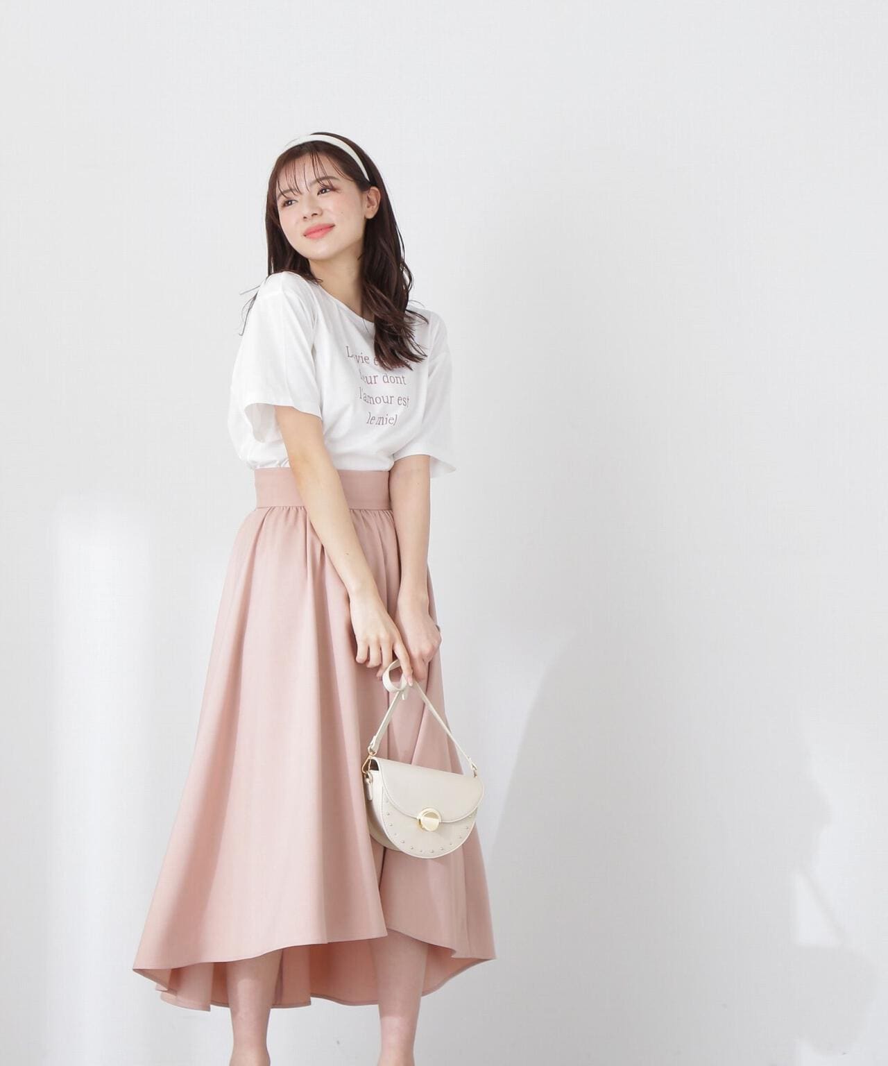 《EDIT COLOGNE》ロゴプリントTシャツ