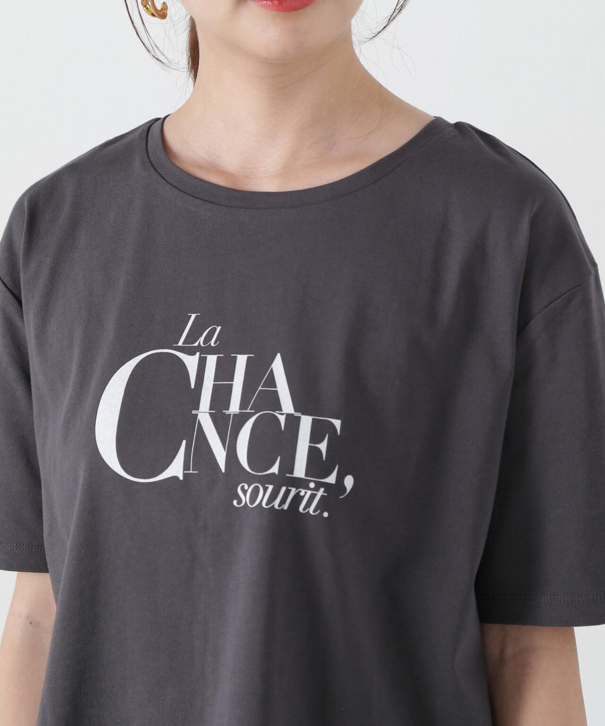 ロゴTシャツ
