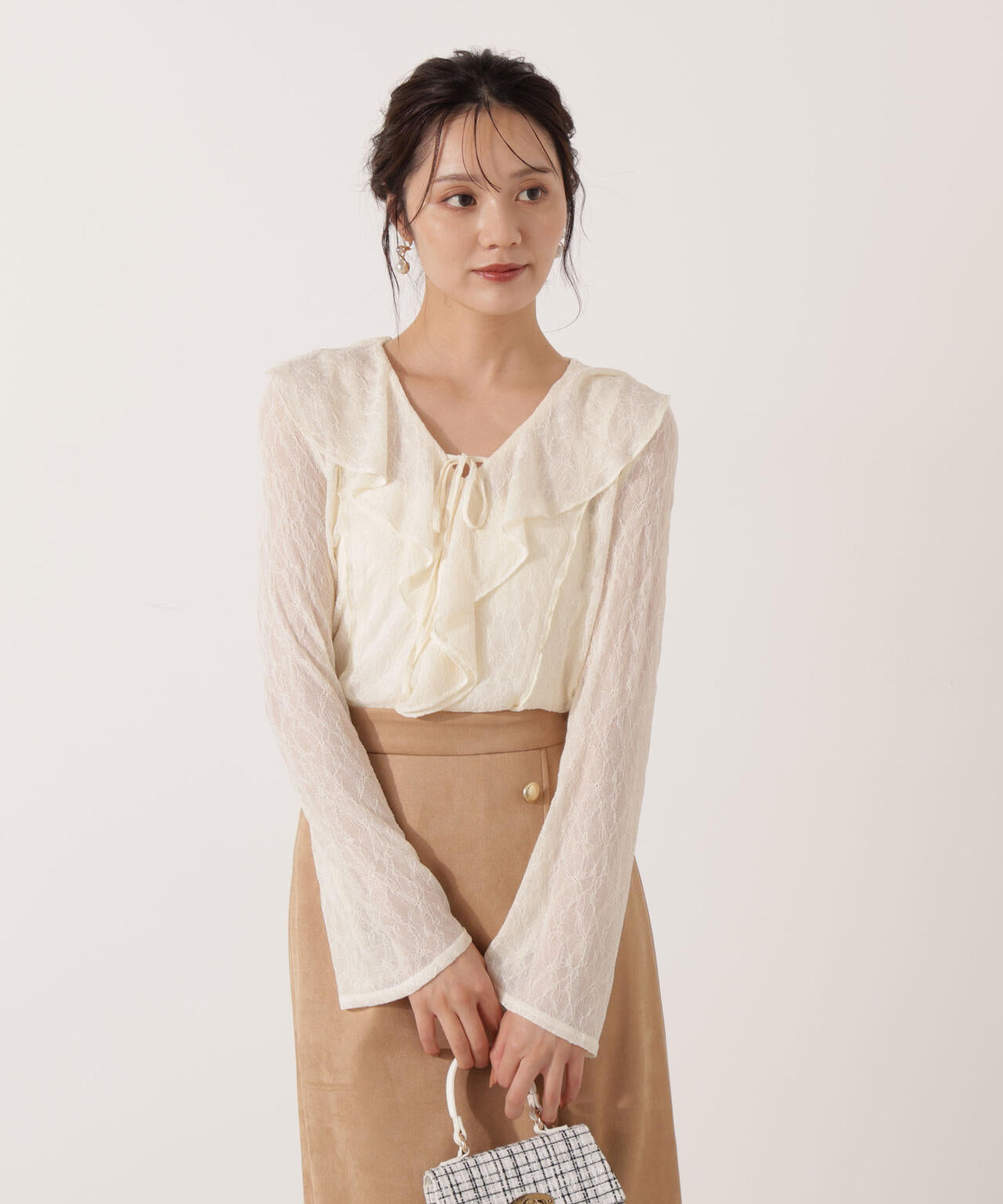 ウォッシャブル＞ラッフルレースブラウス | PROPORTION BODY DRESSING