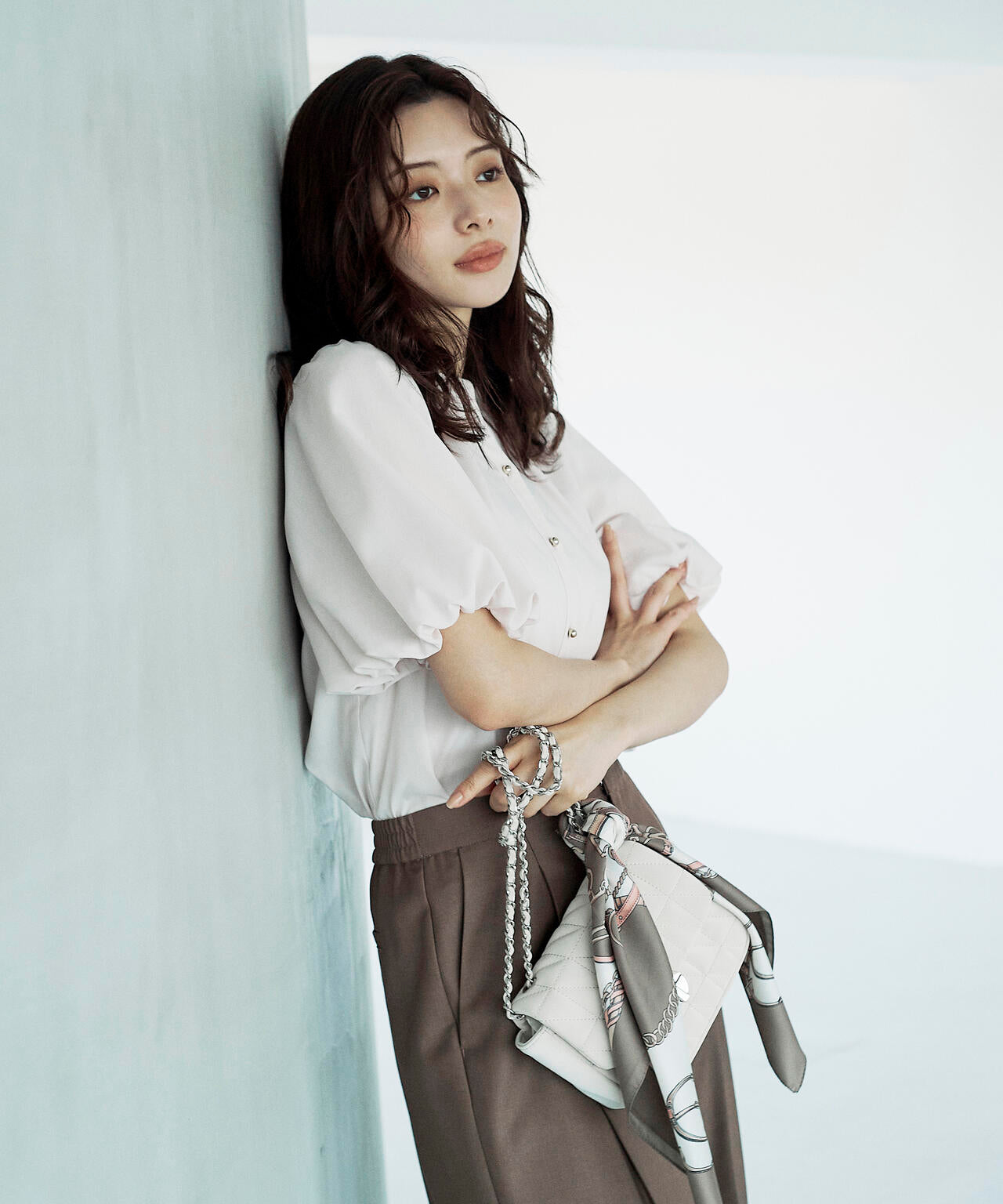 ＜ウォッシャブル＞バルーンタックブラウス