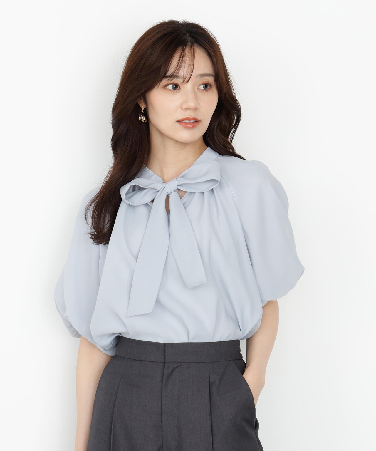 バルーンスリーブリボンブラウス