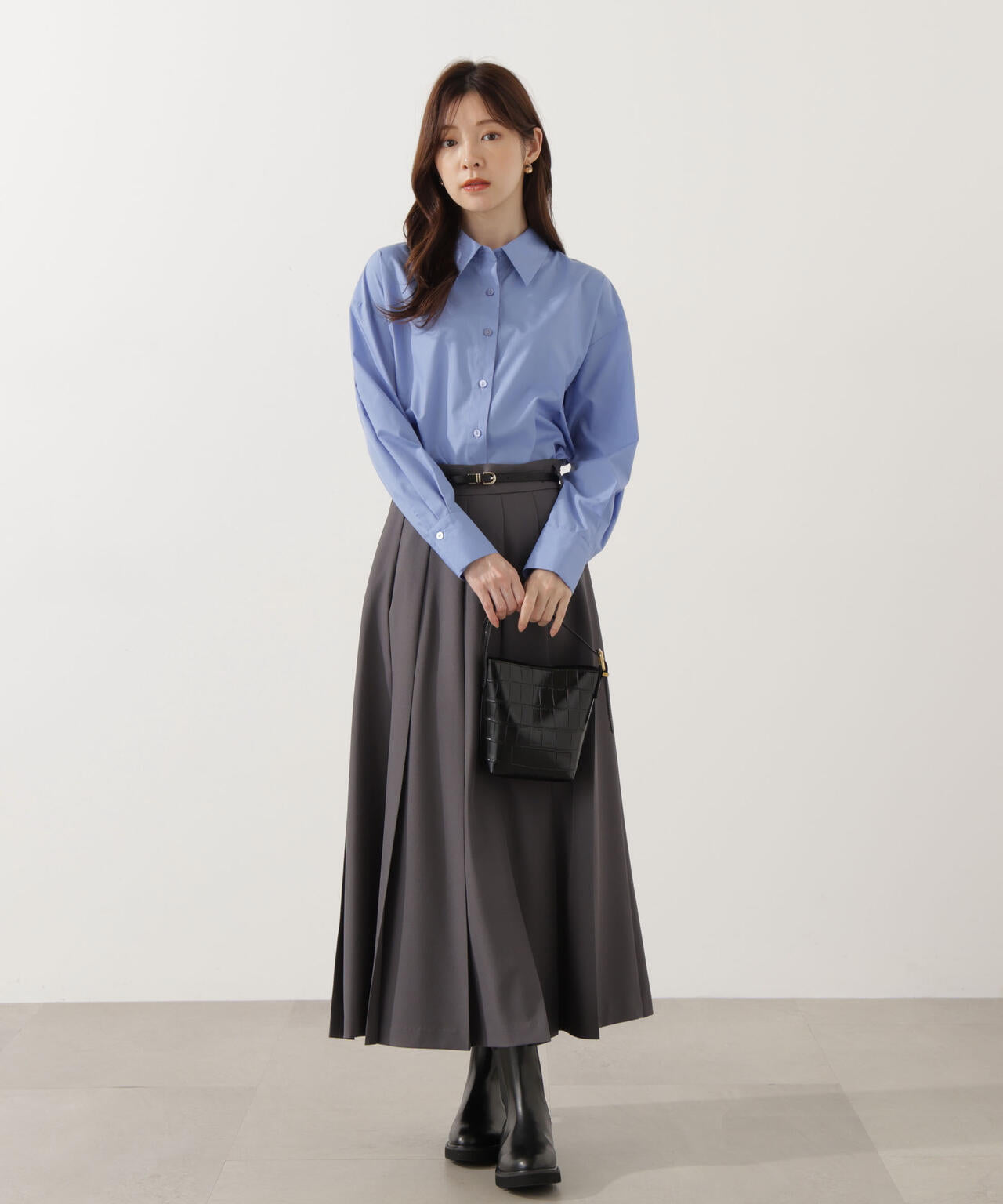 青島心さん着用】＜ウォッシャブル＞ベーシックシャツ【ネイビー