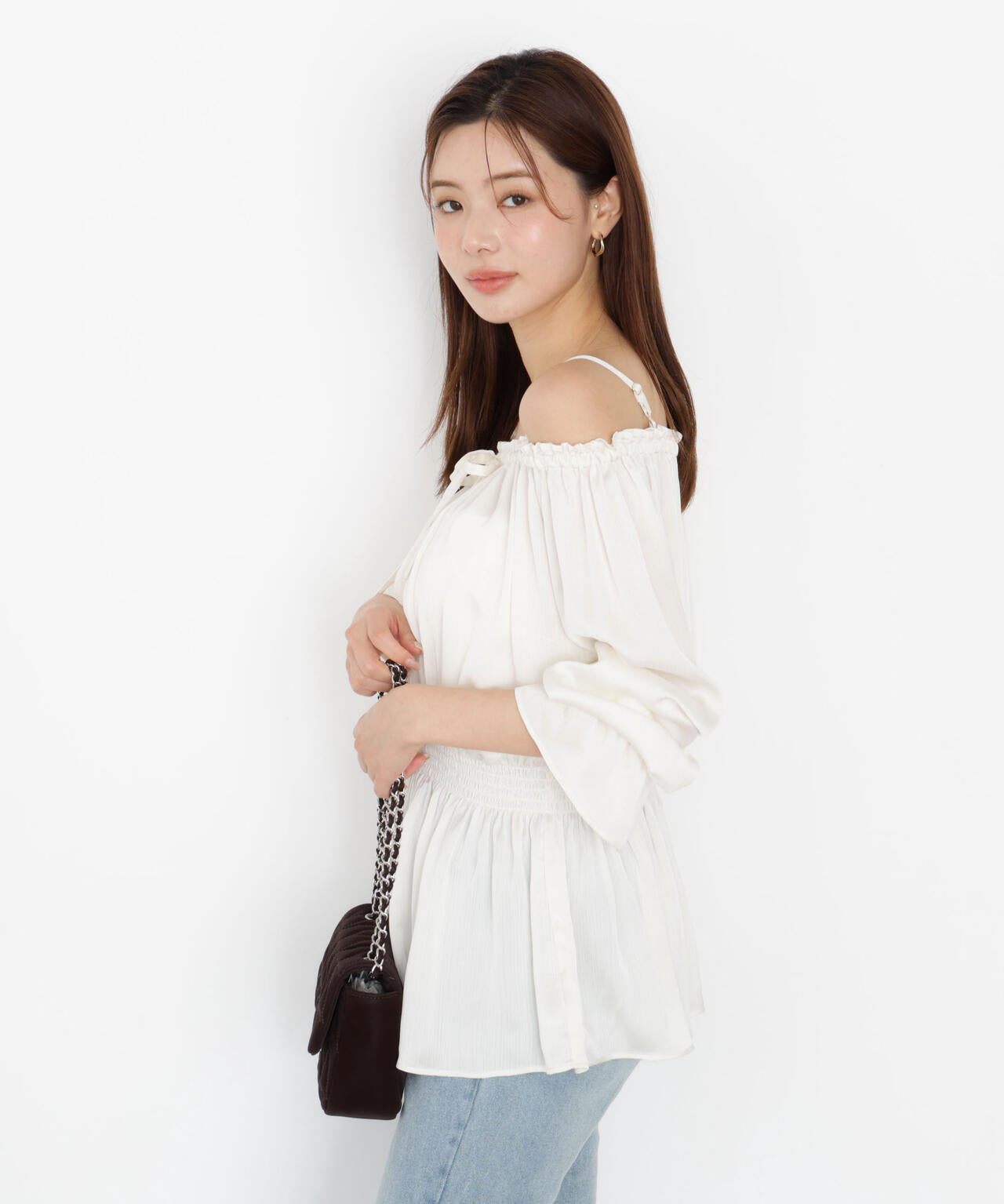 《EDIT COLOGNE》＜ウォッシャブル＞リボン付きオフショルブラウス