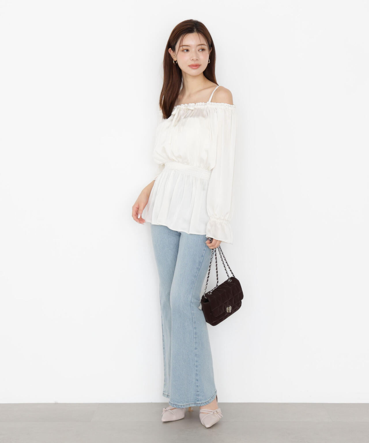 《EDIT COLOGNE》＜ウォッシャブル＞リボン付きオフショルブラウス