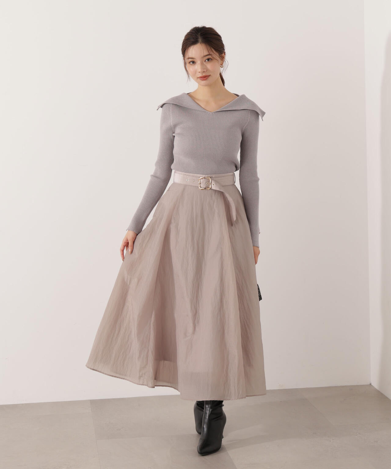 Elenzga ホワイト フレアスカート ドレス 予約]レースフレアスカート/ホワイト – Lumier